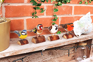 Primus and Perry bird sculptures